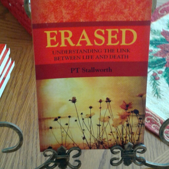 Other - Erased, A woman's flight with death and the other side.